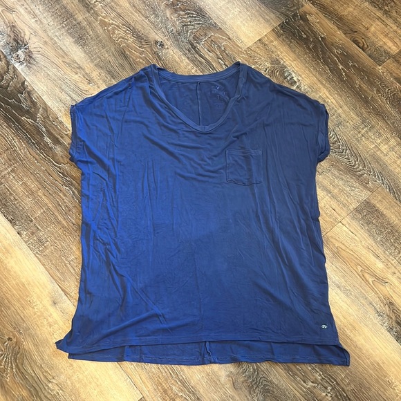 American Eagle Over Sized T - Picture 1 of 5